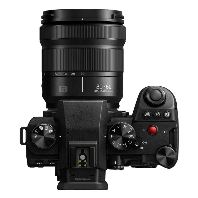 Panasonic Lumix S5 II m/20-60mm f3.5-5.6 24,2 MP. Fasehybrid autofokus. Aktiv IS 
