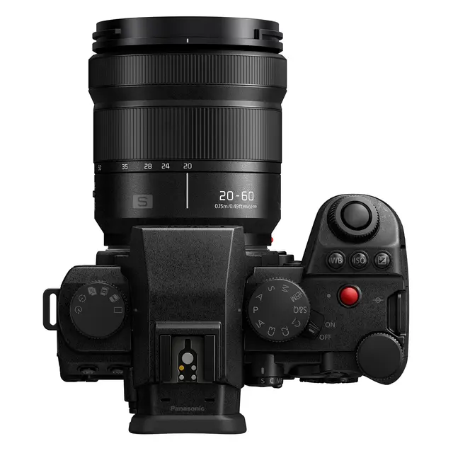 Panasonic Lumix S5 IIx +20-60mm f3.5-5.6 + Lumix S 85mm f/1.8 