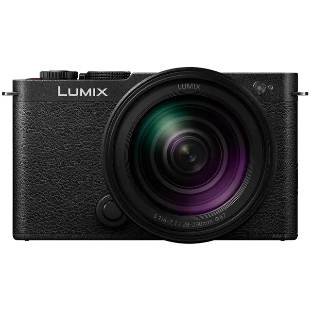 Panasonic Lumix S9 Jet Black Kit Med 28-200mm f/4-7.1 Macro 