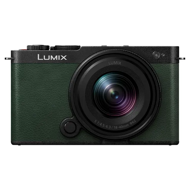 Panasonic Lumix S9 Dark Olive Kit Med Lumix S 18-40mm f/4.5-6.3 