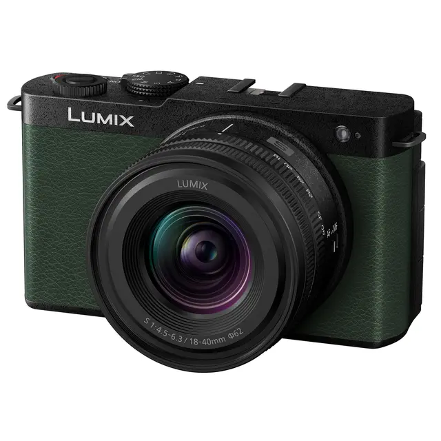Panasonic Lumix S9 Dark Olive Kit Med Lumix S 18-40mm f/4.5-6.3 