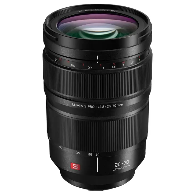 Panasonic Lumix S Pro 24-70mm f/2.8 Fullformat. L-fatning 