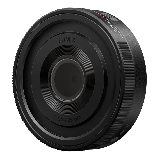 Panasonic Lumix S 26mm f/8 