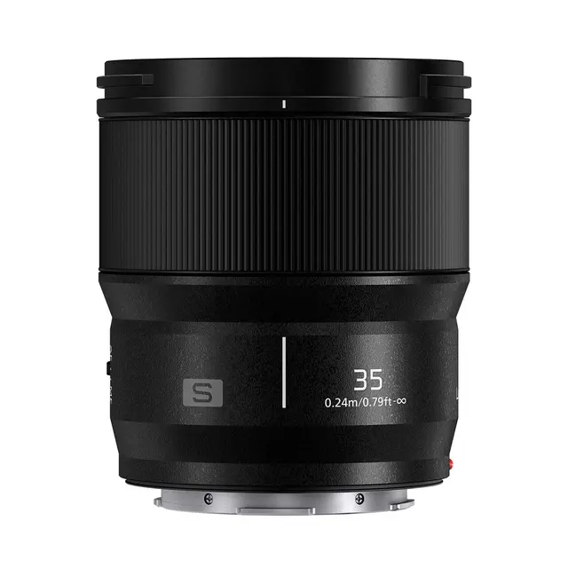 Panasonic Lumix S 35mm f/1.8 L-Mount 