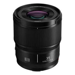 Panasonic Lumix S 35mm f/1.8 L-Mount