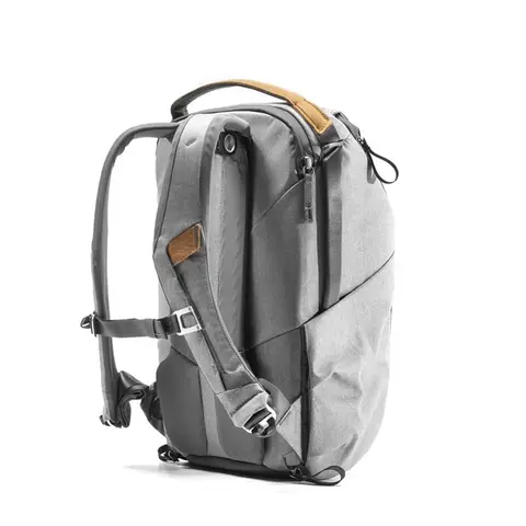 Peak Design Everyday Backpack V2 20L Fotoryggsekk. Farge Ash/Lys gr&#229;