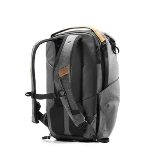 Peak Design Everyday Backpack V2 20L Fotoryggsekk. Farge Charcoal