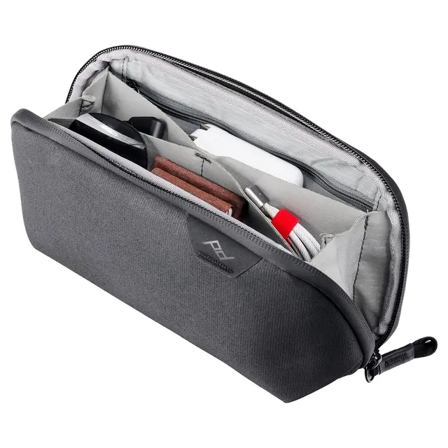 Peak Design Tech Pouch Black Small. Black 