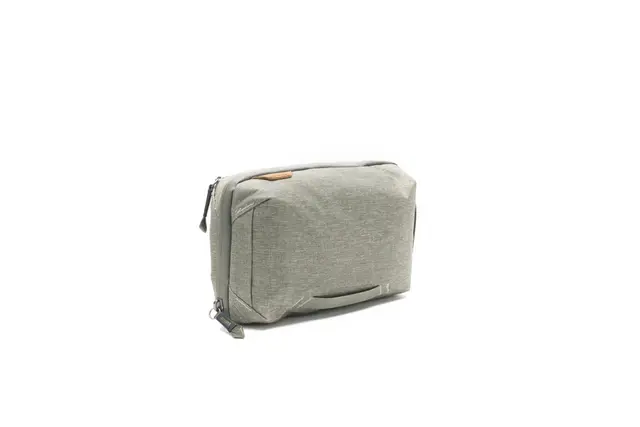 Peak Design Tech Pouch Sage Travel-serie etui for alle småting 