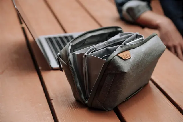 Peak Design Tech Pouch Sage Travel-serie etui for alle småting 