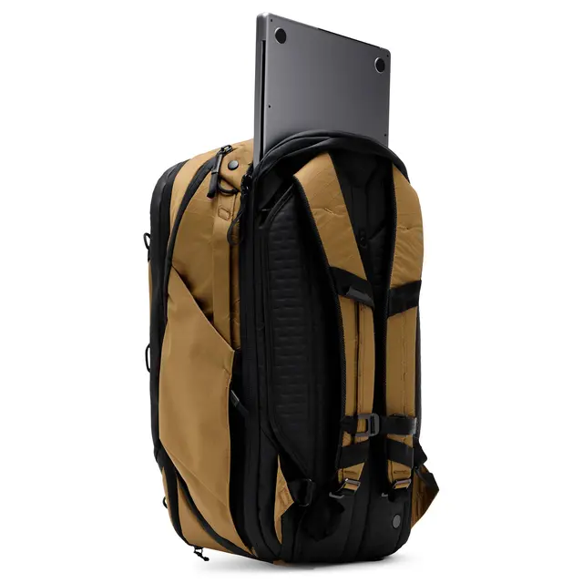 Peak Design Travel Backpack 45L Coyote 45 Liter ryggsekk 
