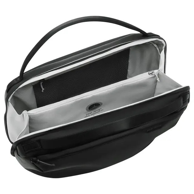 Peak Design Travel Weekender 25L w/Cube 25L. Black. w/Camera Cube (Small) 