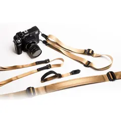 Peak Design Leash Coyote Smal nakkereim. Brun