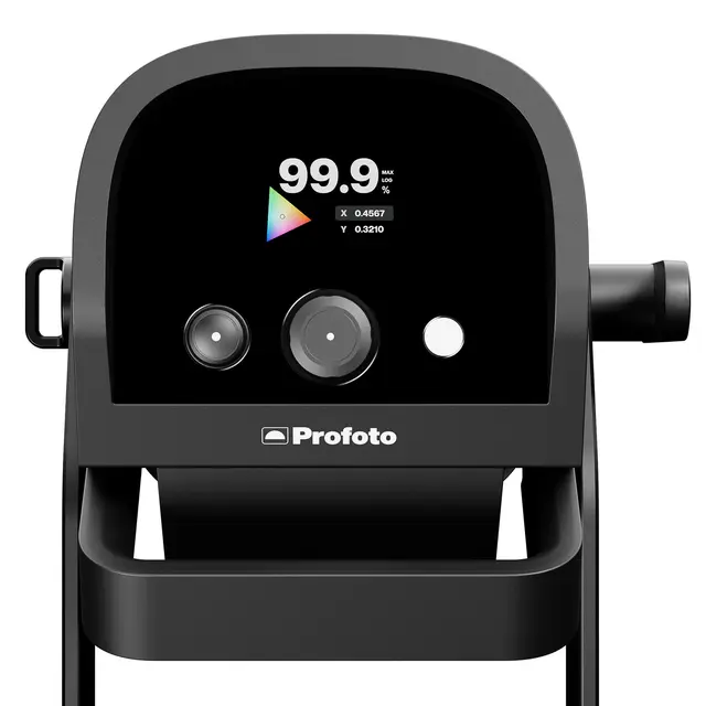 Profoto L600C Full-Color LED 2000K-15000K. 600W 