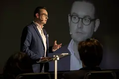 R&#248;de HS2-PS Large Sort Headset Passer til R&#248;de Filmmaker og Newsshooter