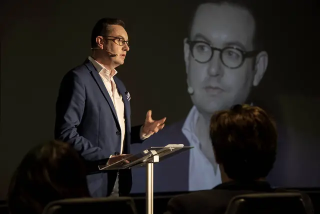 Røde HS2-PS Large Sort Headset Passer til Røde Filmmaker og Newsshooter 
