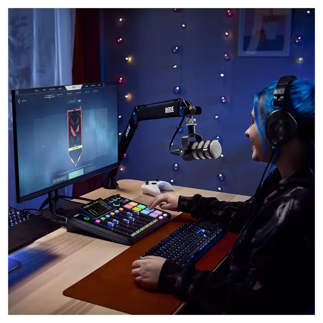 Røde RødeCaster Pro II Podcast Studio 