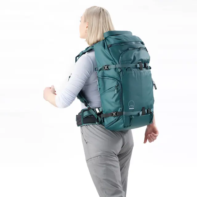 Shimoda Action X40 v2 Women's Starterkit 40L - Med DSLR CU - Teal 