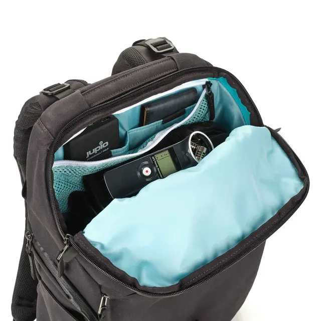 Shimoda Urban Explore 25 Anthracite 25L. Med Core Unit 