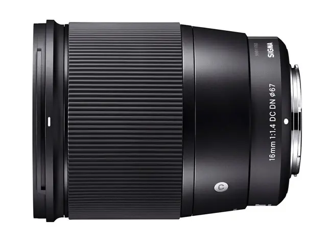Sigma 16mm f/1.4 DC DN Contemporary MFT Lyssterkt vidvinkel for Micro 4/3 