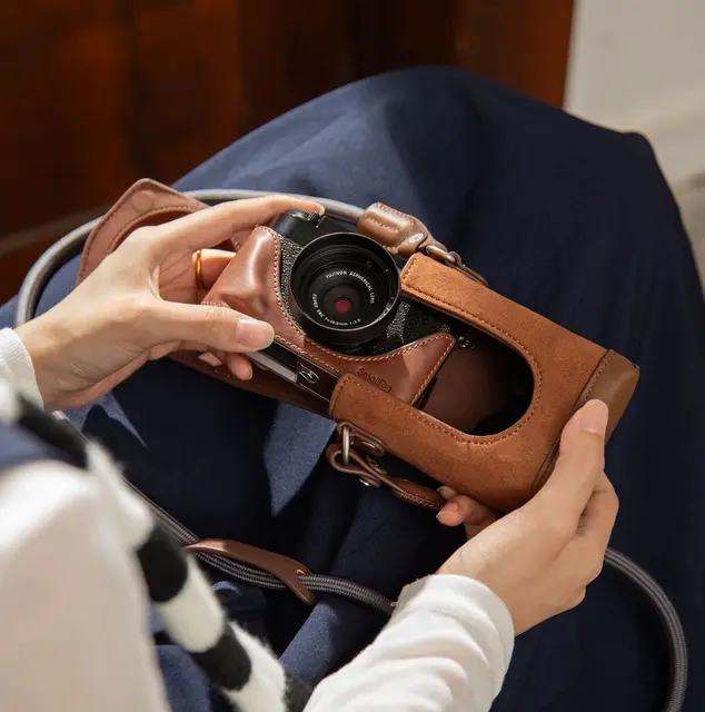 SmallRig 5218 Leather Case Kit Brown For Fujifilm X half. Brun 