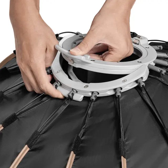 SmallRig 5395 FP-90 Folding Parabolic Softbox 