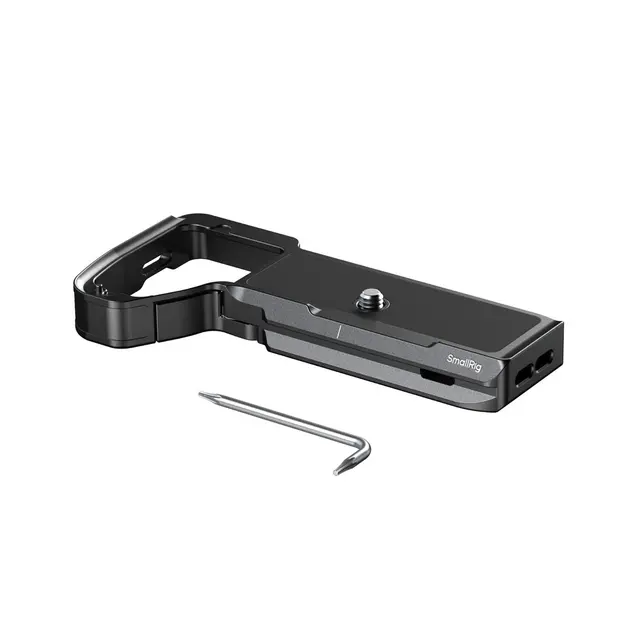 SmallRig 6033 Baseplate with AirTag Slot For Sony Alpha 7 V / 7R V / 7 IV 