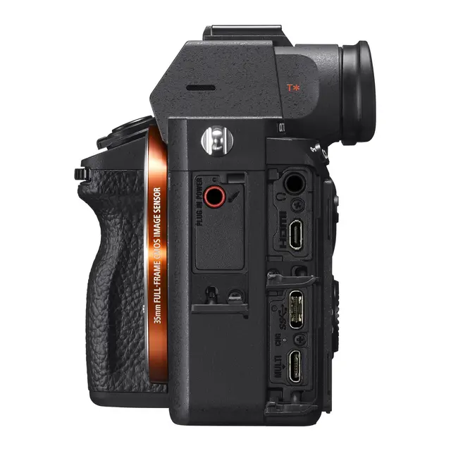 Sony A7 III Kit FE 28-70mm f/3.5-5.6 OSS Kamerapakke med objektiv 