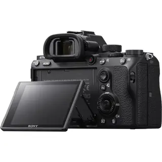 Sony A7 III Kit FE 28-70mm f/3.5-5.6 OSS Kamerapakke med objektiv
