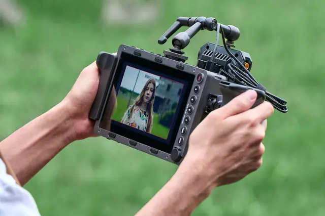 Sony RM-DP7 7" Cinema Line Monitor Controller 