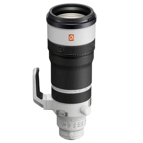 Sony FE 100-400mm f/4.5 GM OSS E-Mount Fullformat.