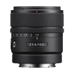 Sony E 15 mm f/1.4 G E-Mount. APS-C