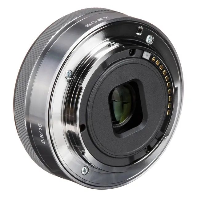 Sony E 16mm f/2.8 Vidvinkel. APS-C 