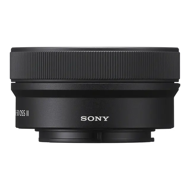 Sony E PZ 16–50 mm f/3.5-5.6 OSS II E-Mount. APS-C. Ø40,5mm 