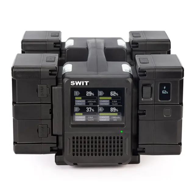 SWIT PC-P461B  4 x 100W Hurtiglader B-Mount Lader med 3,5’’ LCD skjerm 