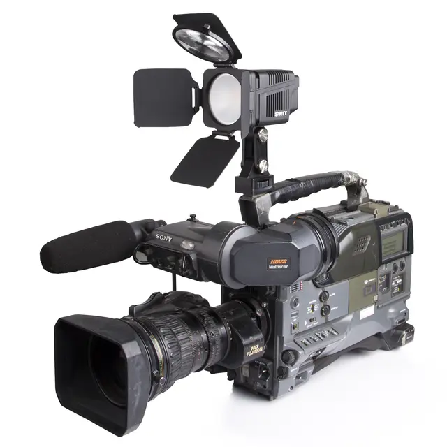 SWIT S-2060 On Camera LED-Lampe 30w 1300 Lux Bi-color 