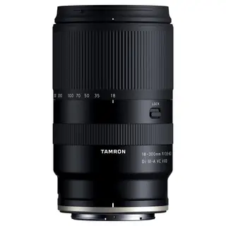 Tamron 18-300mm f/3.5-6.3 Di IIIA VC VXD X-Mount. &#216;67mm