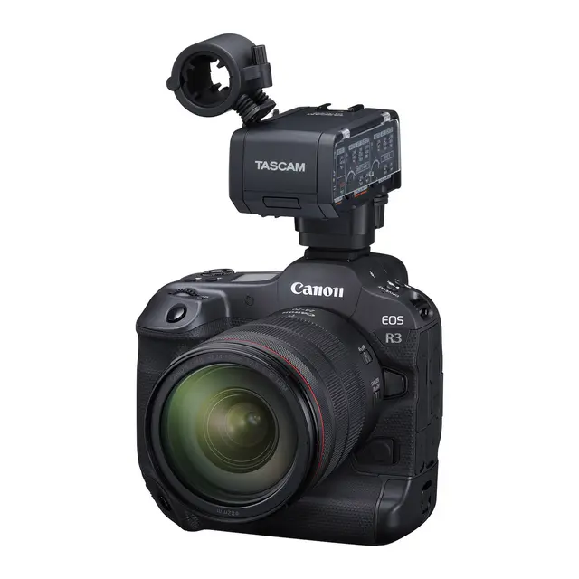 Tascam CA-XLR2D-C XLR Mikrofonadapte For Canon R3, R5C, R7 og XF605 