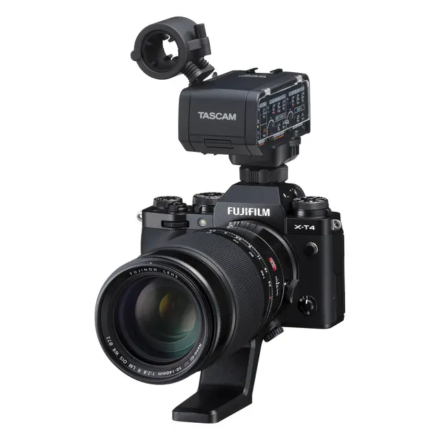 Tascam CA-XLR2D-F XLR Mikrofonadapter For Fujifilm kameraer 