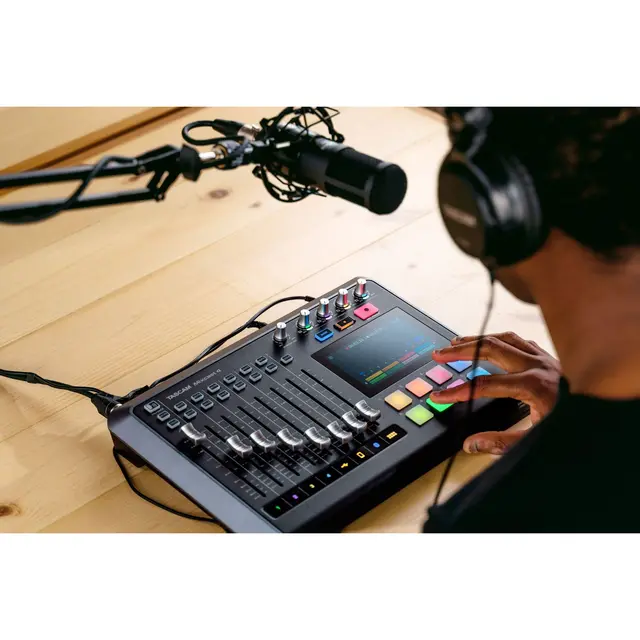 Tascam Mixcast 4 Podcast Mixer 