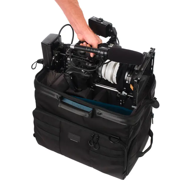 Tenba Cineluxe v2 Shoulder Bag 21 HT 42L. Black. Hightop 