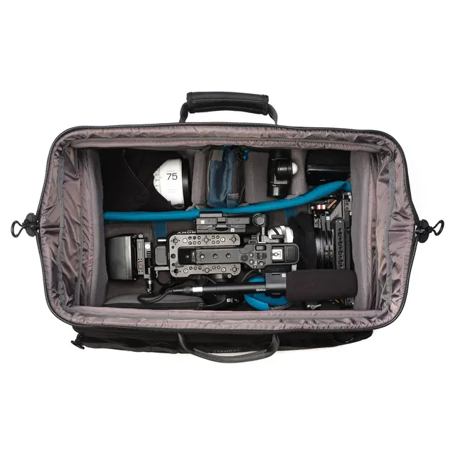 Tenba Cineluxe v2 Shoulder Bag 24 52L. Black 