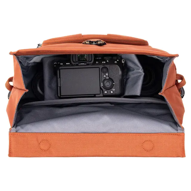 Think Tank FocusPoint Crossbody 8L 8L. Urban Rust 