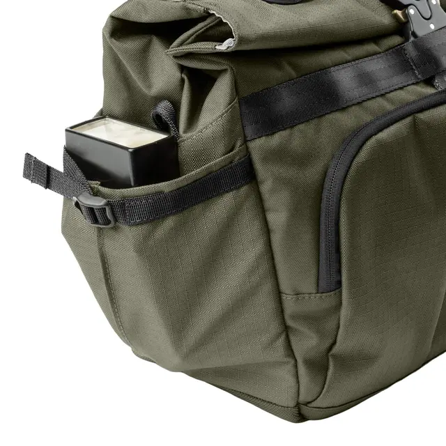 Think Tank FocusPoint Crossbody 13L 13L. Greenway 