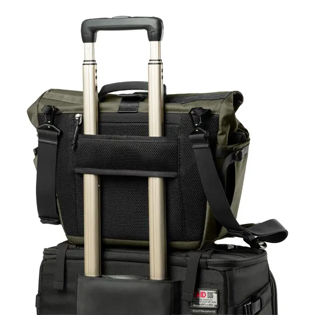 Think Tank FocusPoint Crossbody 13L 13L. Greenway 