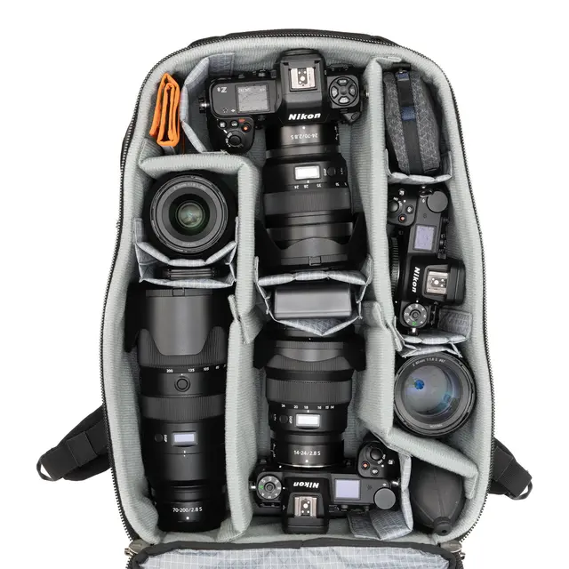 Think Tank Airport Essentials Backpack 26L. Black 