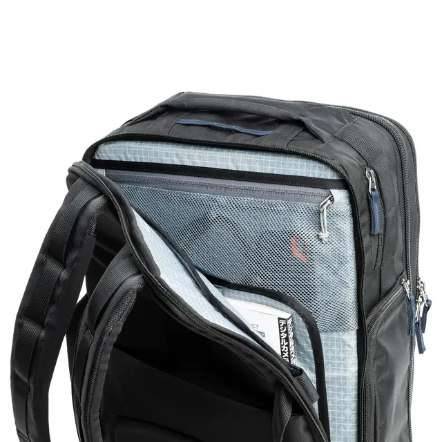 Think Tank Airport Essentials Backpack 26L. Black 