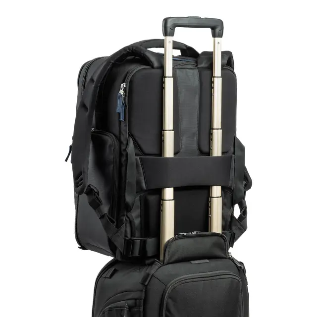 Think Tank Airport Essentials Backpack 26L. Black 