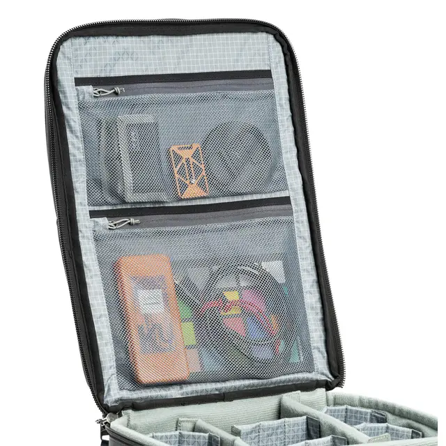 Think Tank Airport Commuter Backpack 31L. Black 