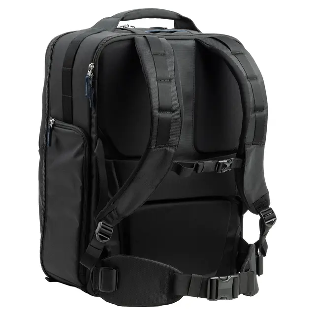 Think Tank Airport Accelerator Backpack 41L. Black 